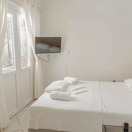 Emvatis Luxury E1 アパート