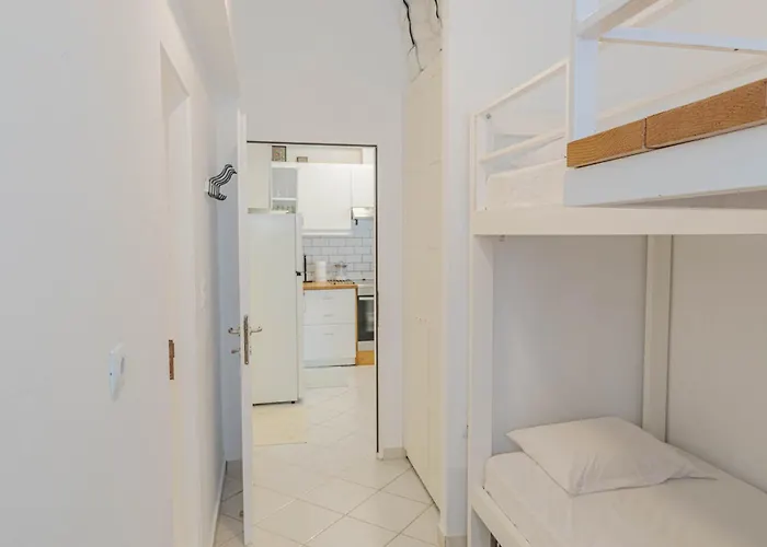 Emvatis Luxury E1 Apartment Kythnos